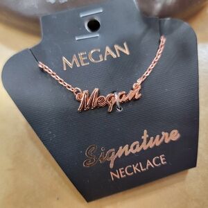MEGAN Personalized Necklace In Rose Gold